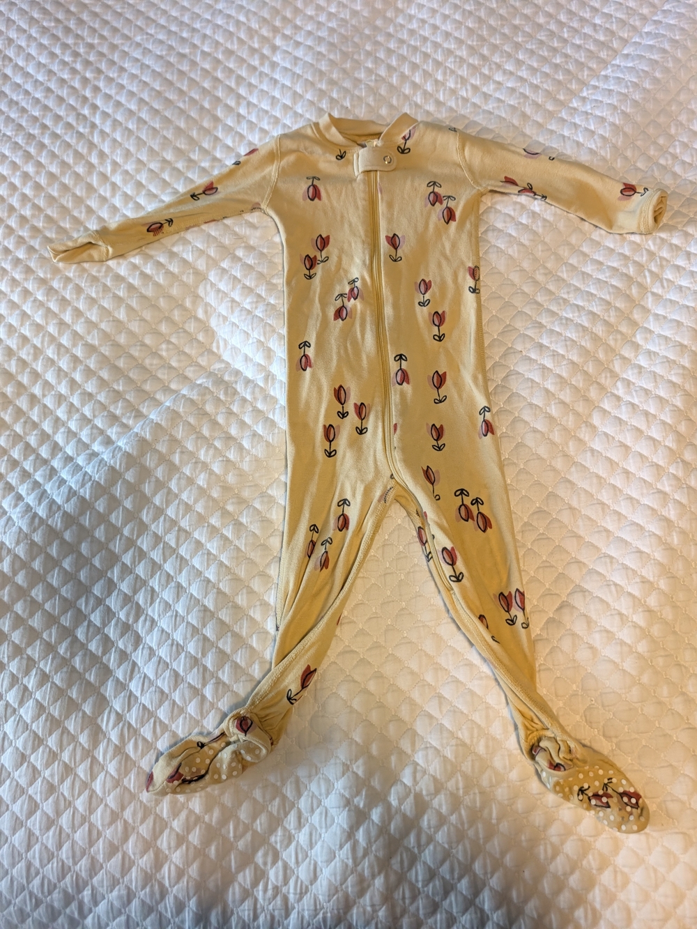 Hanna Andersson Footed Pajamas Yellow with Floral Print